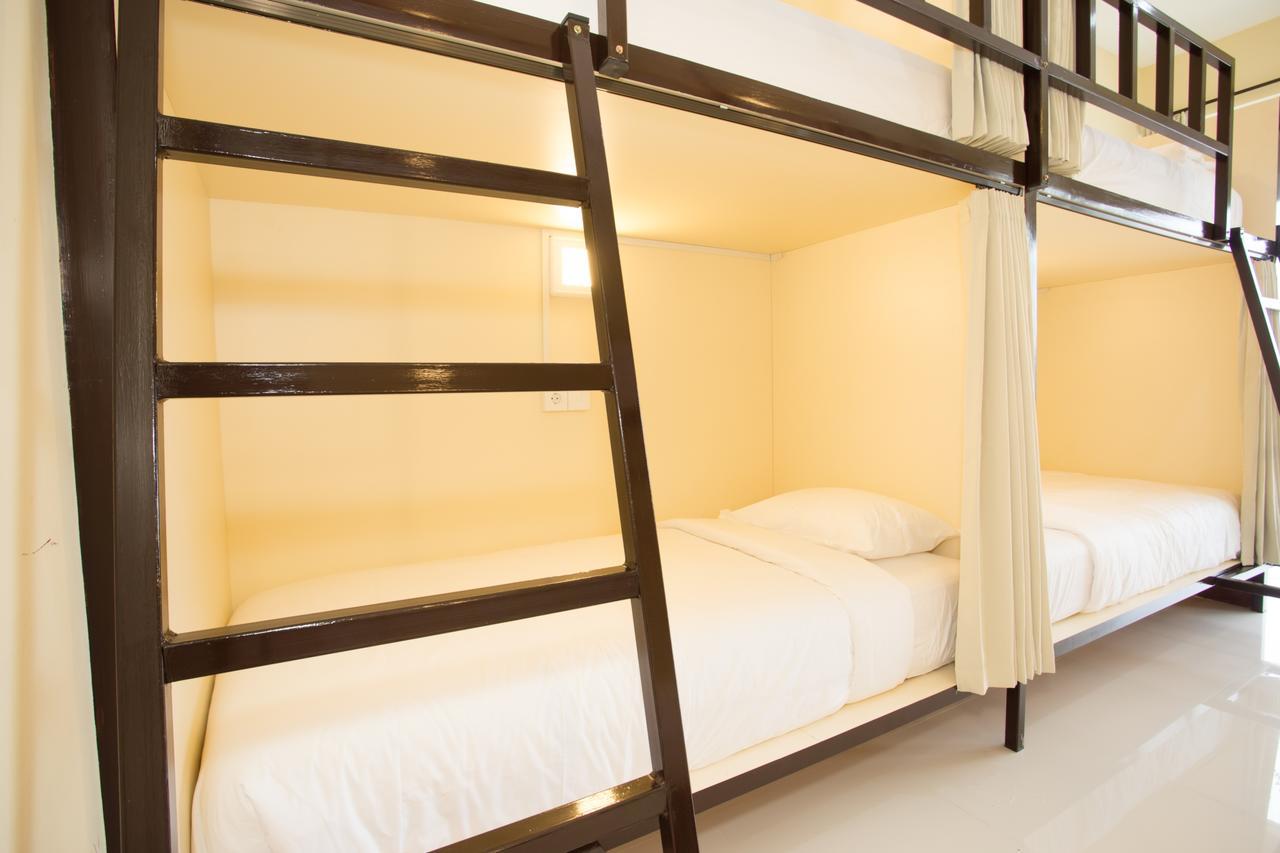 V Canggu Dormitory מראה חיצוני תמונה