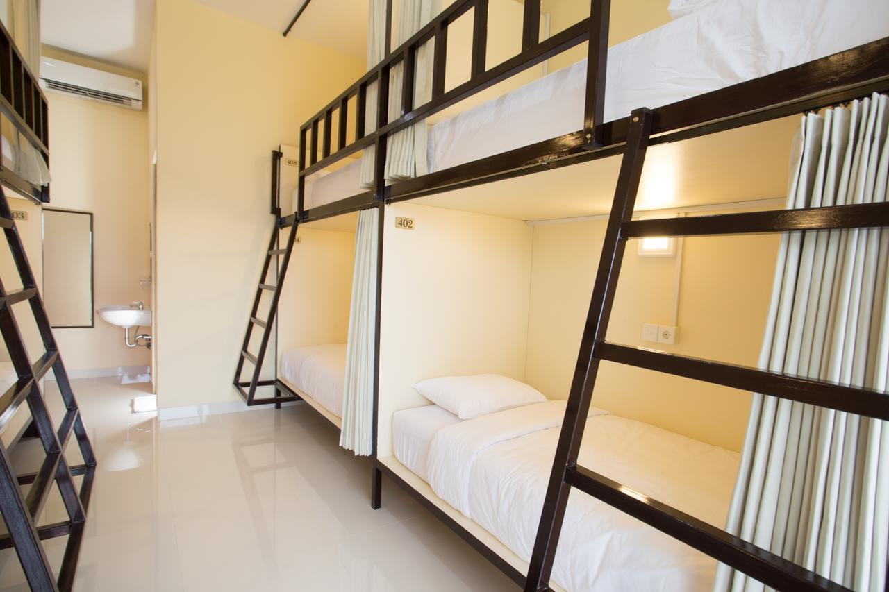 V Canggu Dormitory מראה חיצוני תמונה